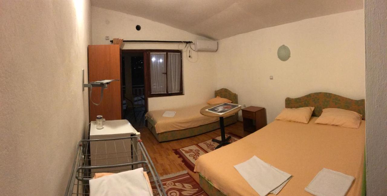 Apartmani Palma Sutomore Esterno foto
