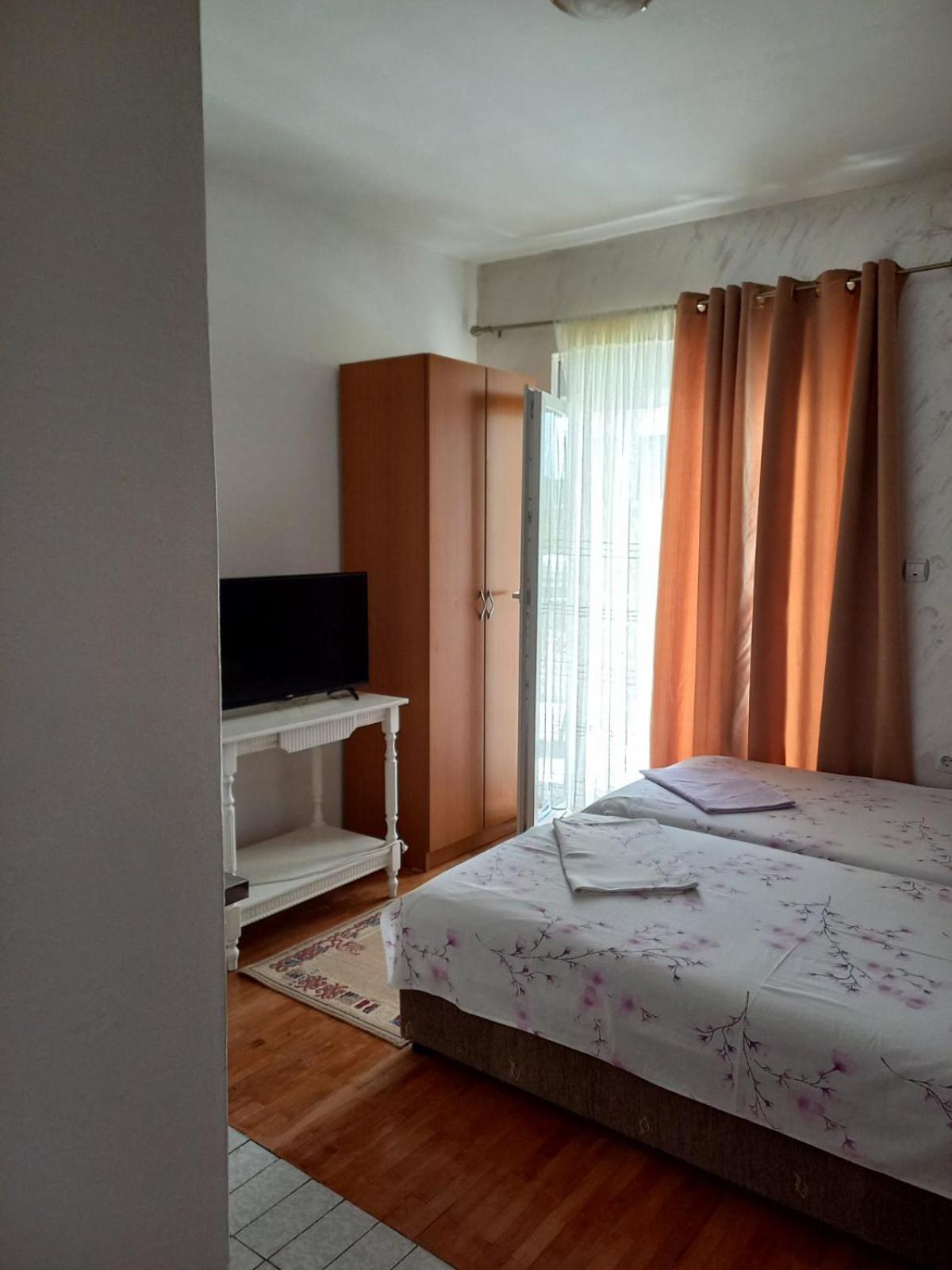 Apartmani Palma Sutomore Esterno foto