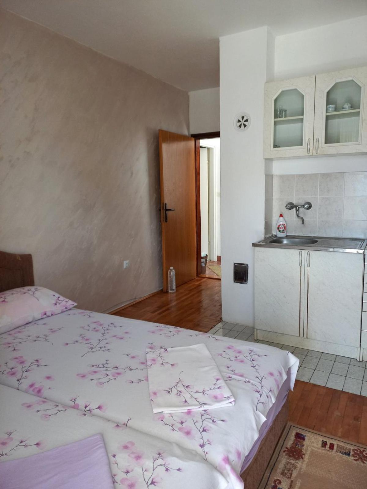 Apartmani Palma Sutomore Esterno foto